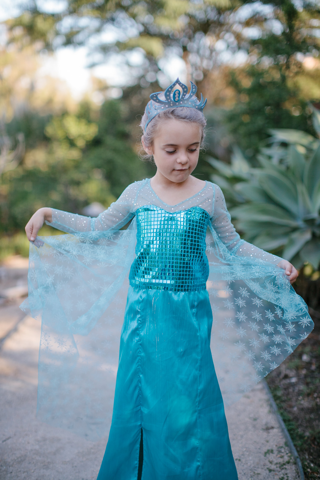Elsa Frozen children's halloween costume