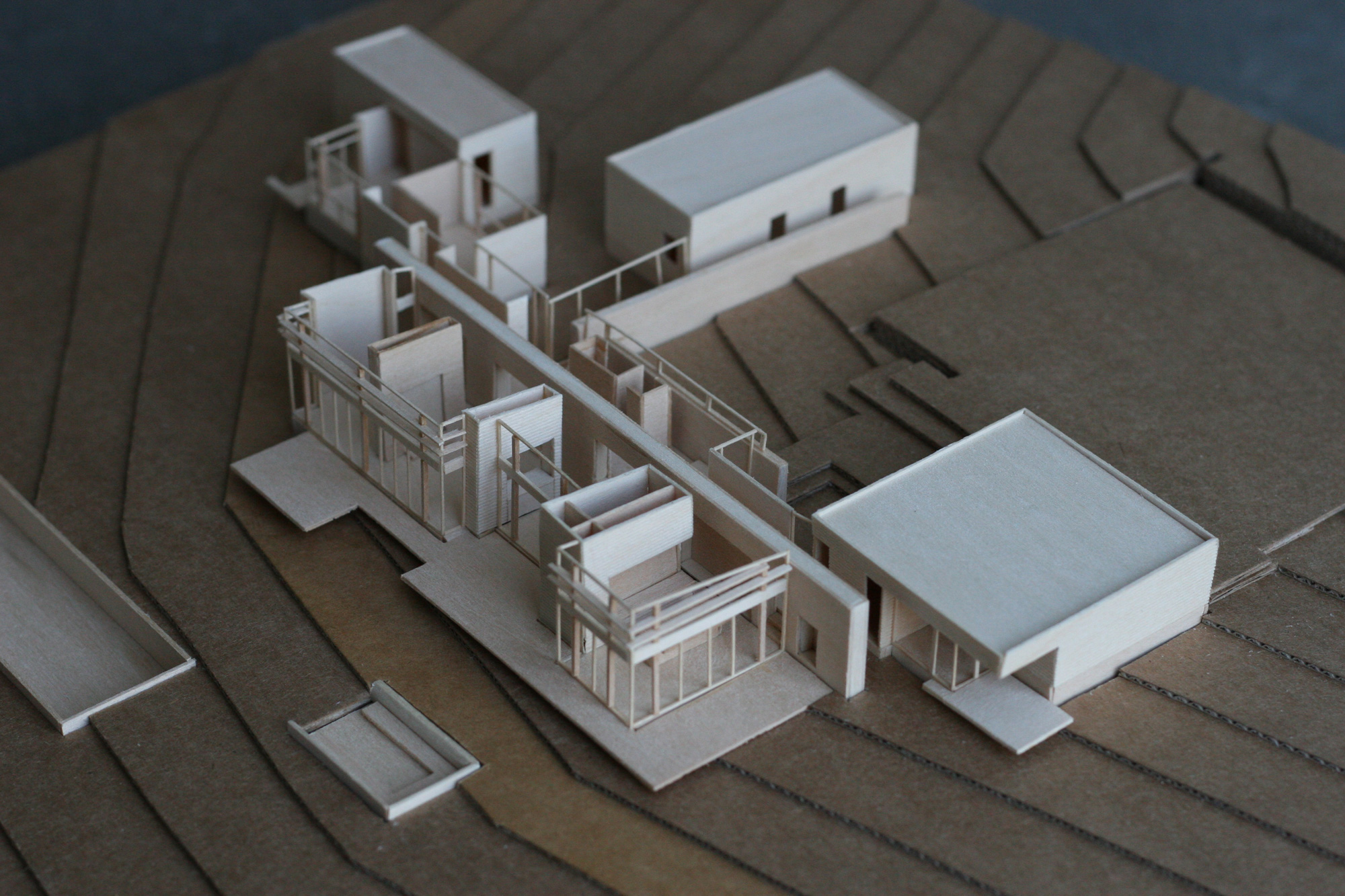 Marmol-Radziner-residential-model-3