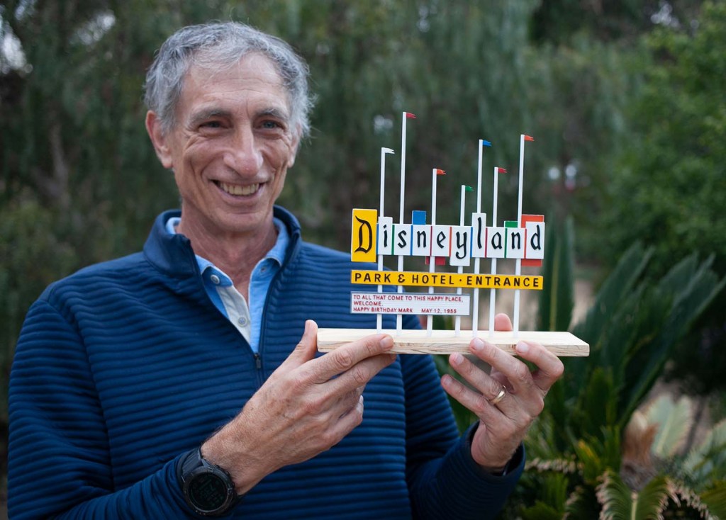 Disneyland Park original entrance sign 3d miniature model